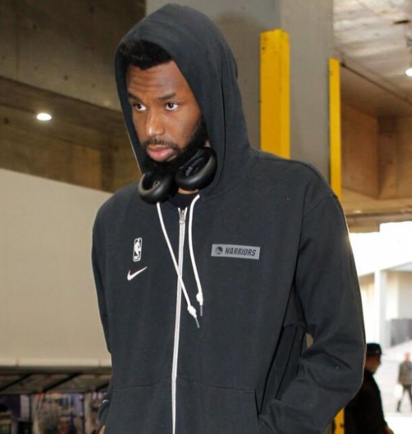 且桌风偏慢 且桌风偏慢