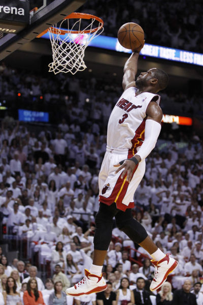 0分5篮板 0分5篮板